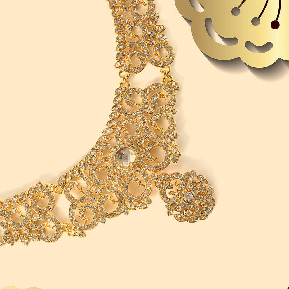 "Royal Gold-Plated Kundan Choker Necklace Set with Matching Earrings"